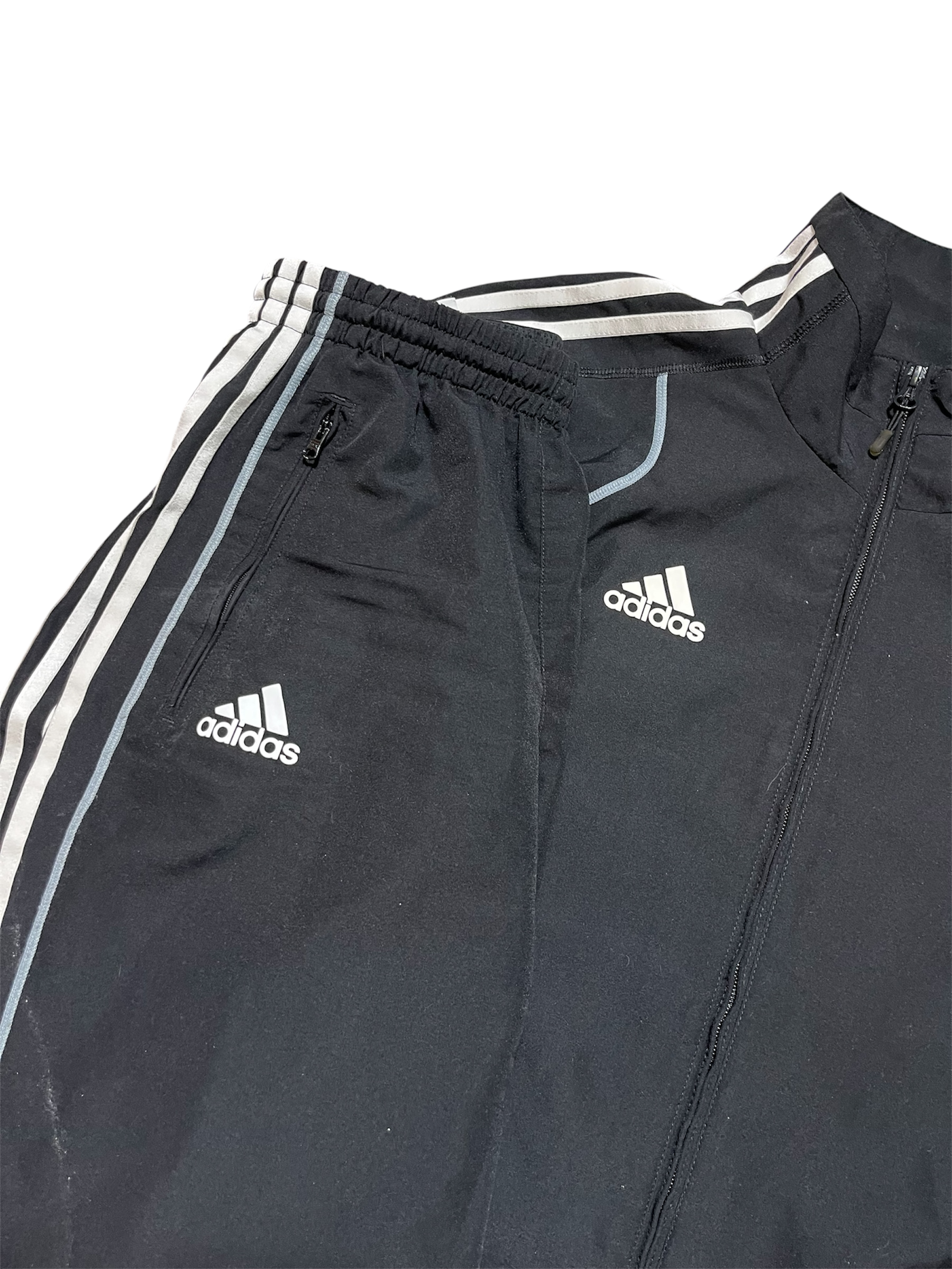 *Adidas Vintage Tracksuit (M)