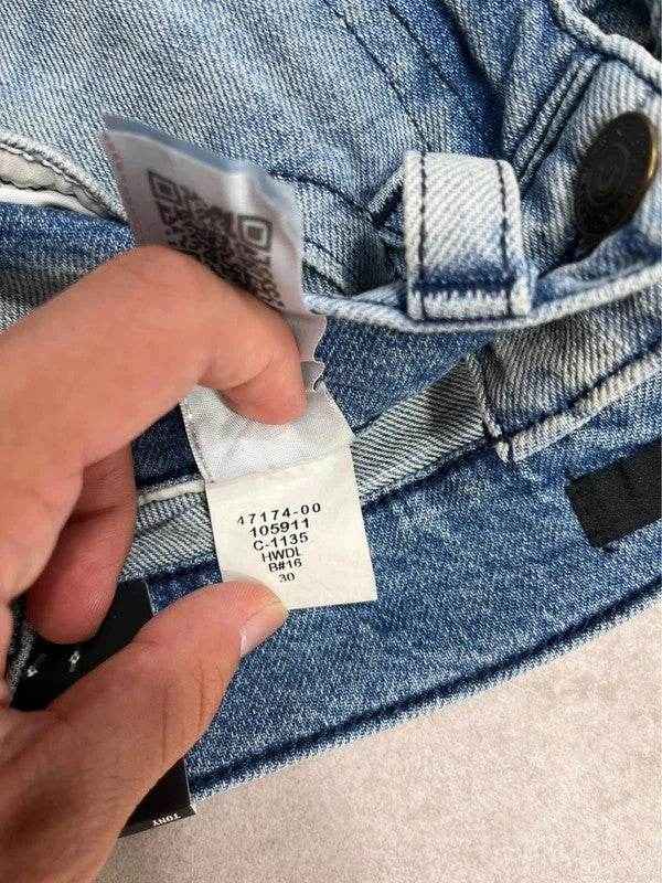 *NEW* True Religion Jeans (S)