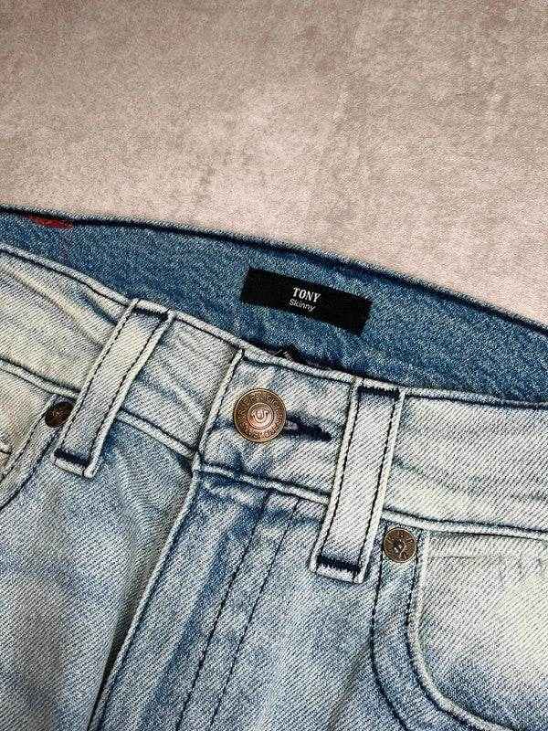 *NEW* True Religion Jeans (M)