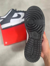 Nike Panda Dunk Low