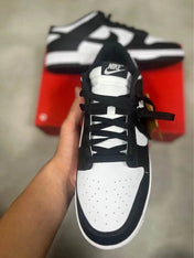 Nike Panda Dunk Low