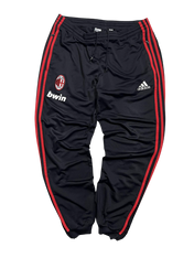 Fekete vintage Adidas melegítőnadrág piros csíkkal, AC Milan logóval
