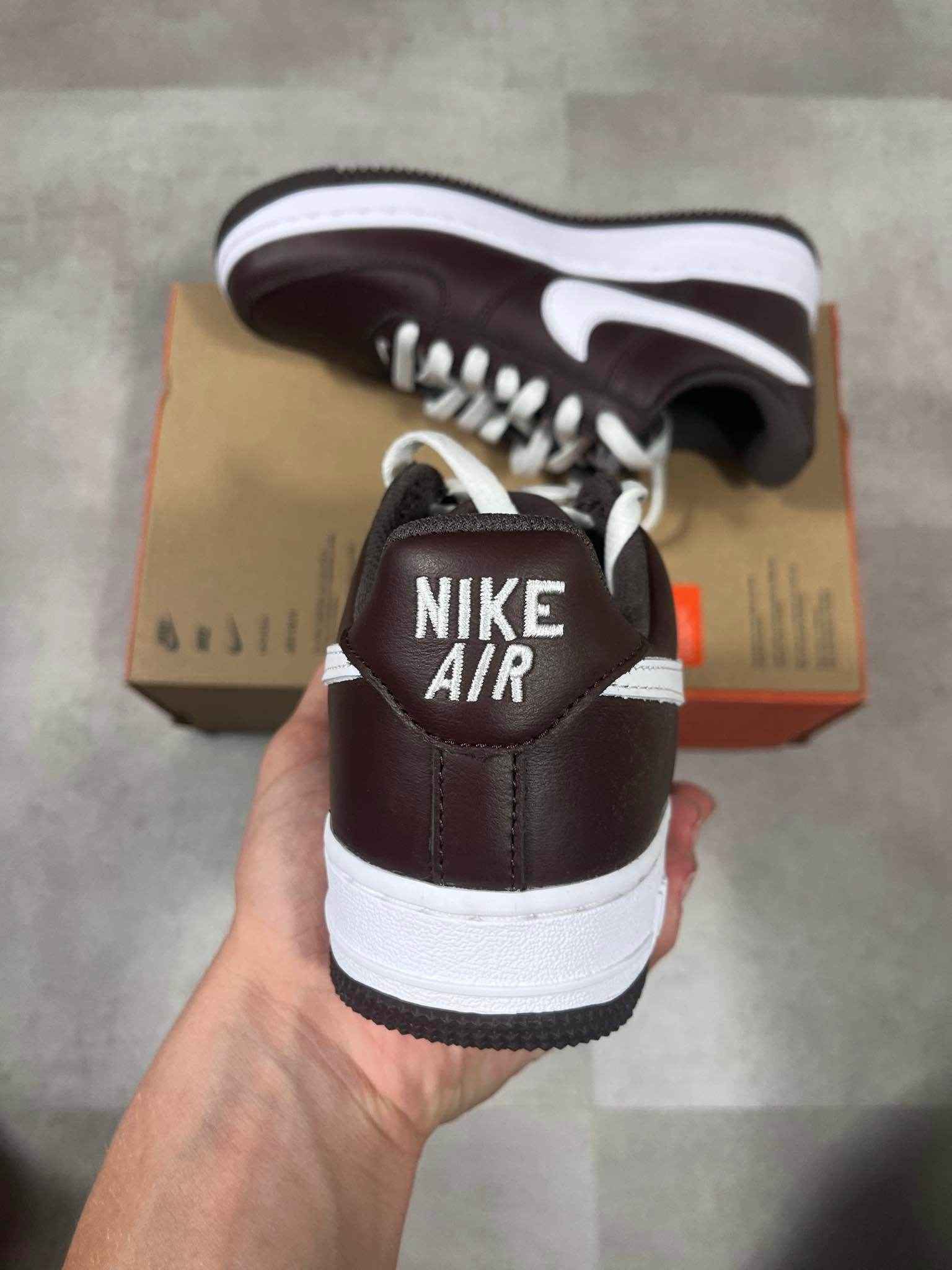 Nike Air Force 1 Low Retro (38)