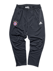 Adidas 2017-18 Bayern Munich Tracksuit (M)