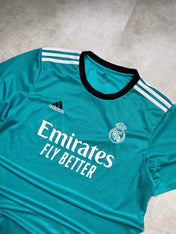 Adidas Real Madrid 2021-22 Kit (L)