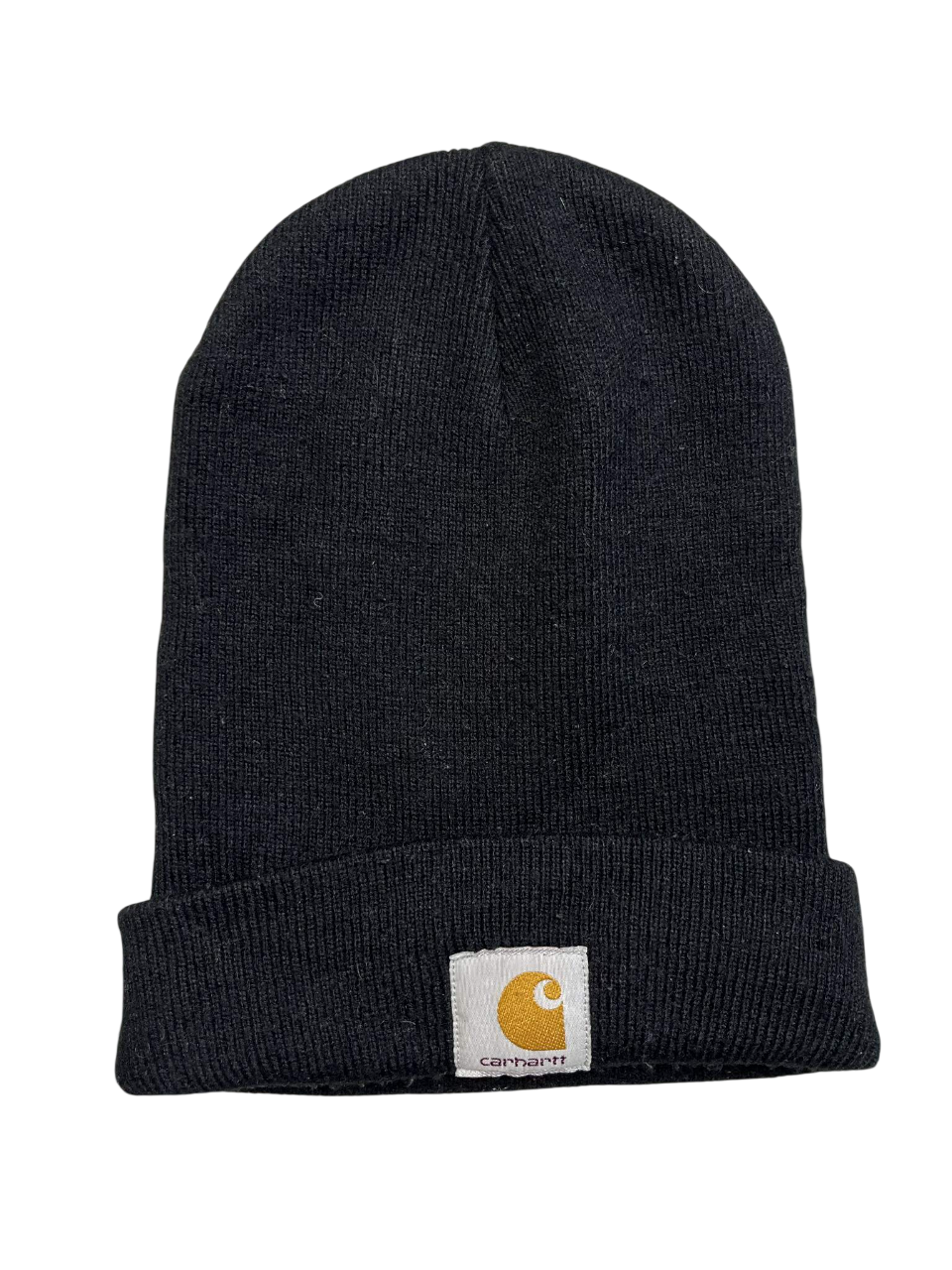 Fekete Carhartt kötött sapka, hajtókával, elöl sárga logóval, streetwear stílusban.