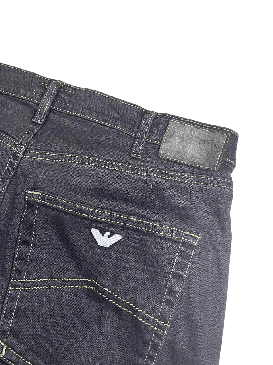 *Armani Jeans (M-33)