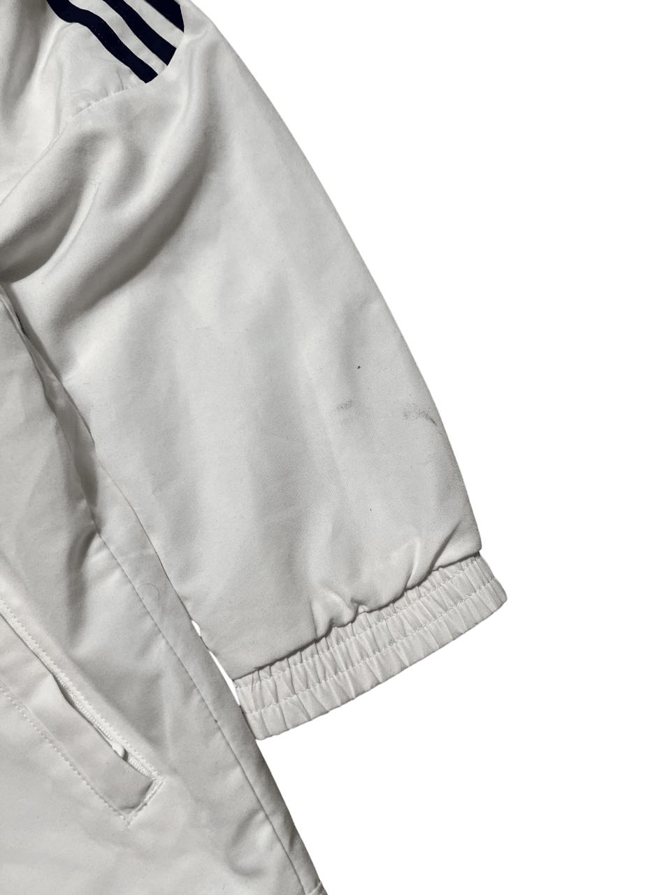 Fehér vintage streetwear dzseki ujja sötétkék csíkokkal és cipzáros zsebbel