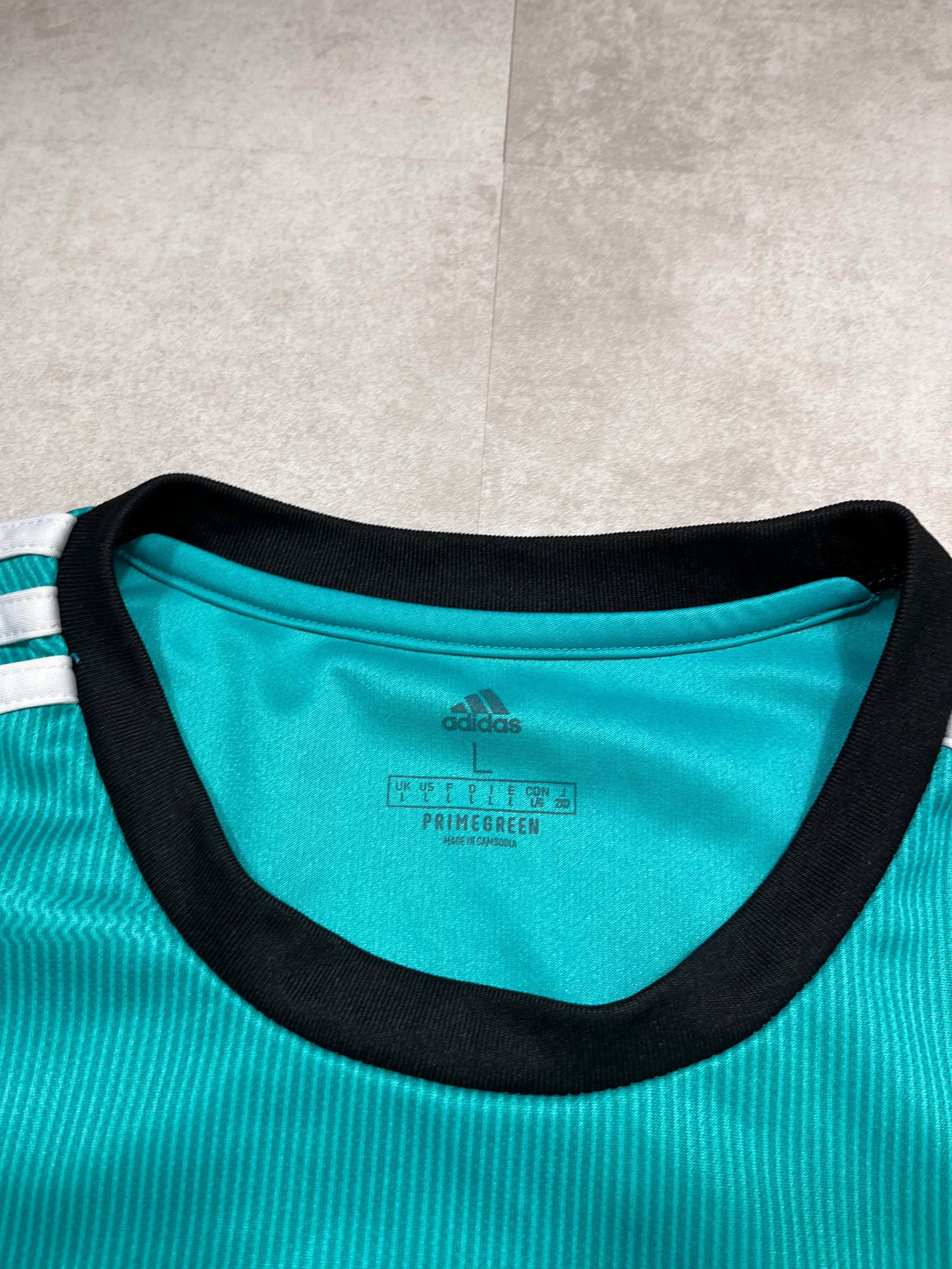 Adidas Real Madrid 2021-22 Kit (L)