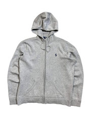 Szürke vintage kapucnis zipzáras pulóver, baloldalon hímzett logóval, streetwear stílusban.