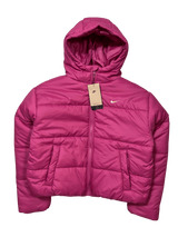 NEW Nike Puffer Jacket (M)